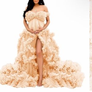 Tulle dress/robe for maternity shoot, bridal shower etc